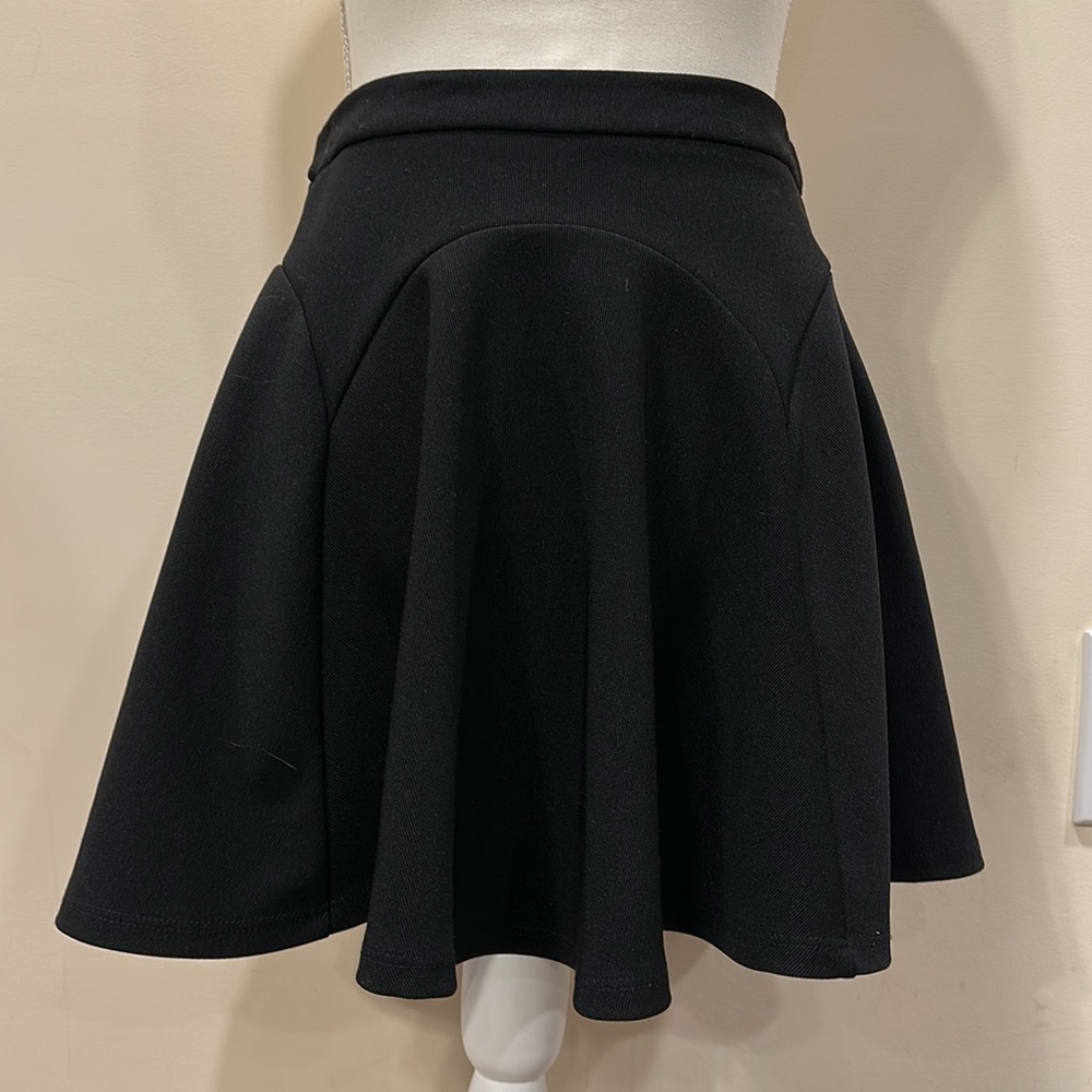 LUSH Black Skater Skirt zipper back Size Small